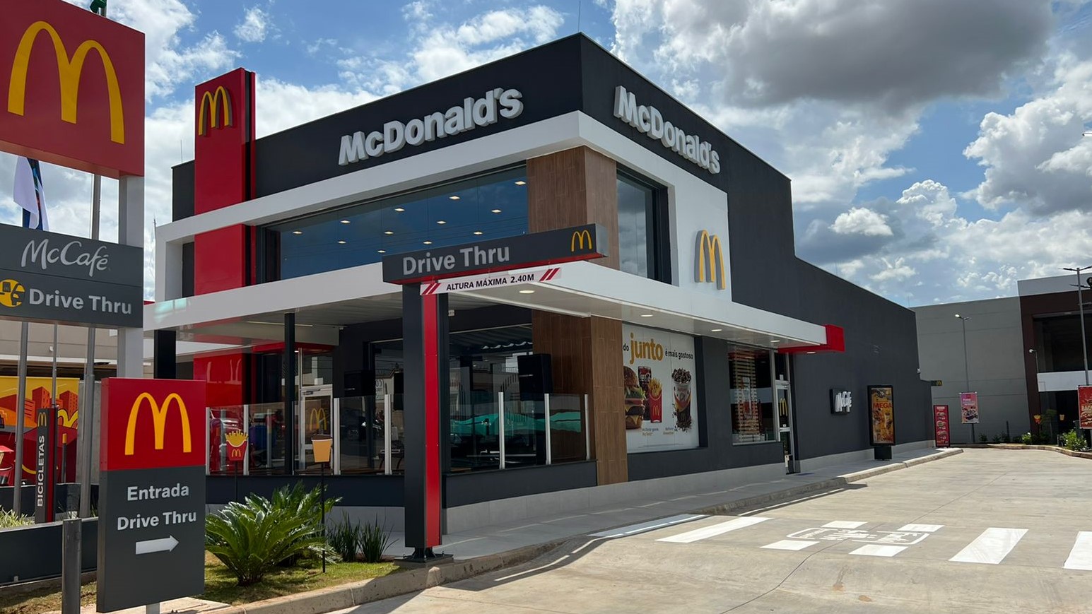 McDonald's: Venha se Deliciar com uma Carreira de Sucesso na Maior Rede de Fast Food do Mundo
