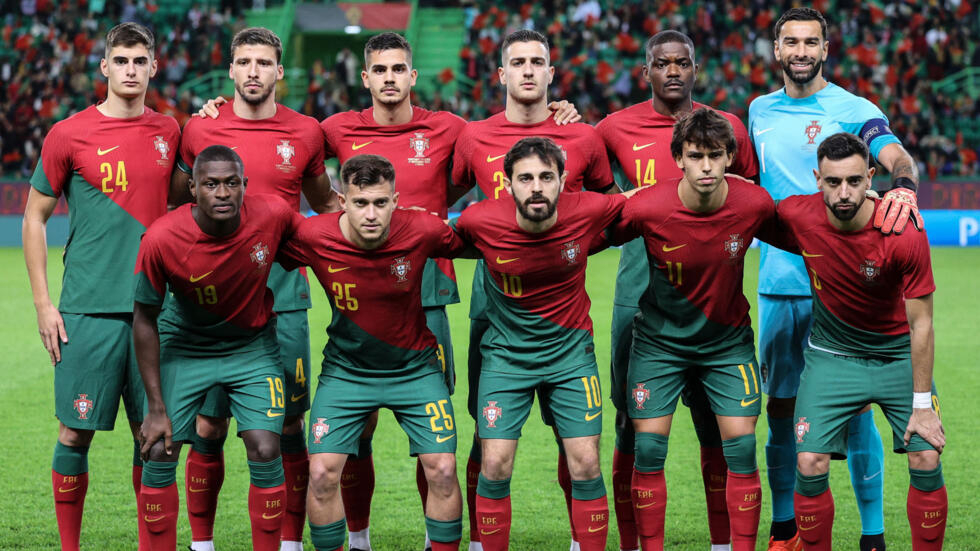 Paixão pelo Futebol: Tudo sobre o Esporte Mais Popular e Viva a Emoção dos Gramados!